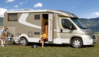 Teilintegrierte Wohnmobile
